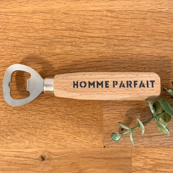 Décapsuleur homme parfait